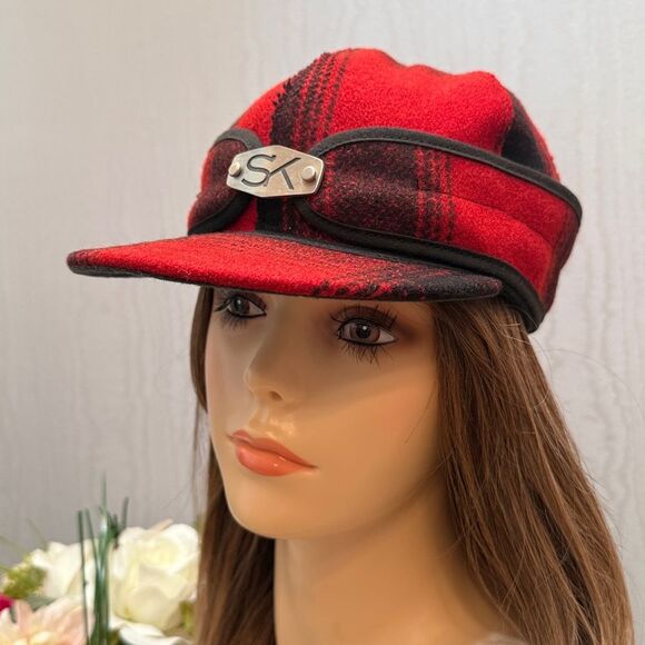 Stormy Kromer Red & Black Plaid Wool Blend Cap Hat Metal Hardware Sz 6 7/8 main image 16